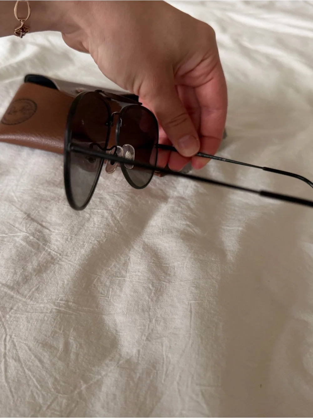 Ray-Ban Black Metal Aviator Sunglasses with Dark Lenses